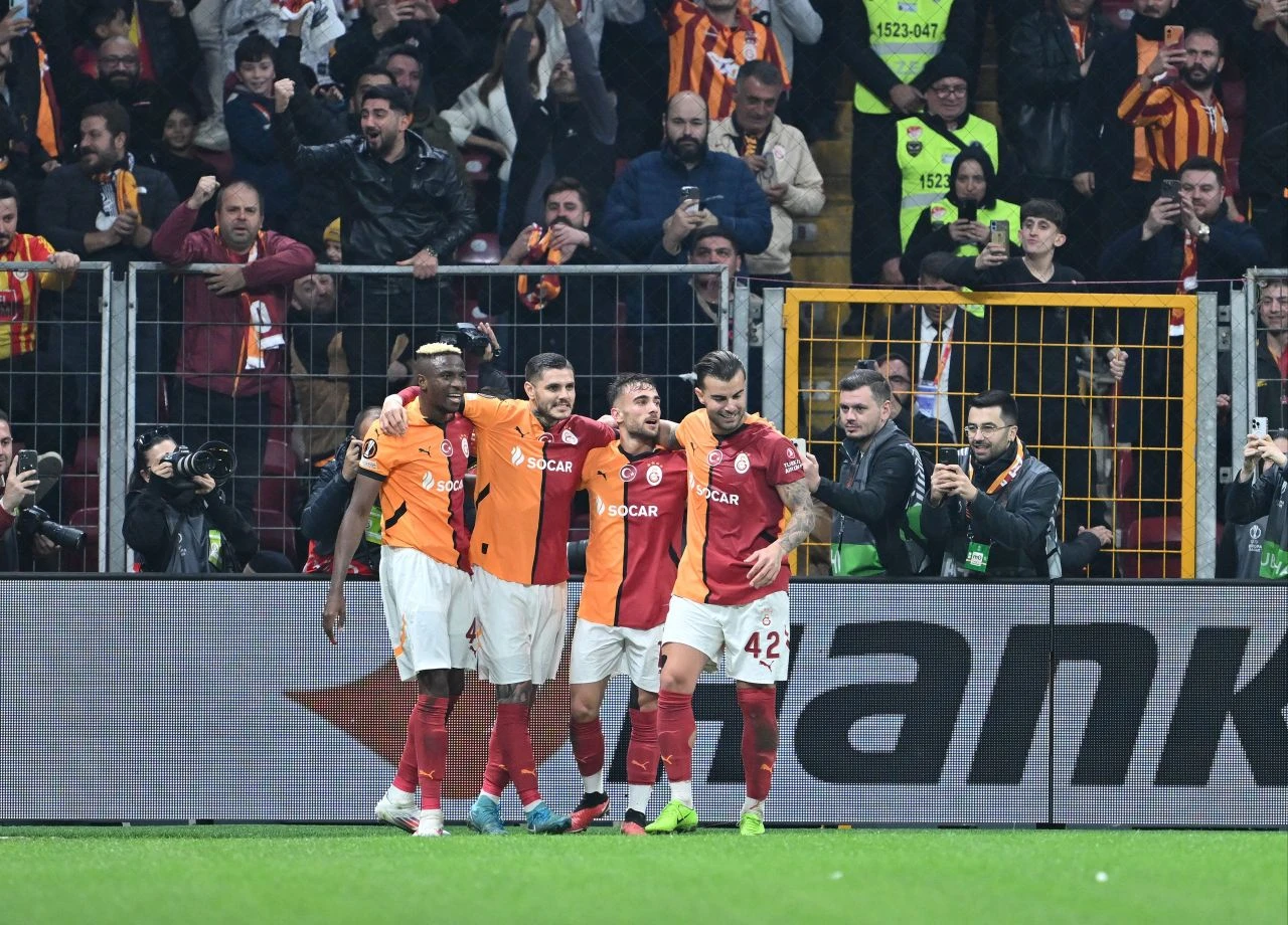 Galatasaray, Tottenham'ı Osimhen ile geçti! - 1. Resim