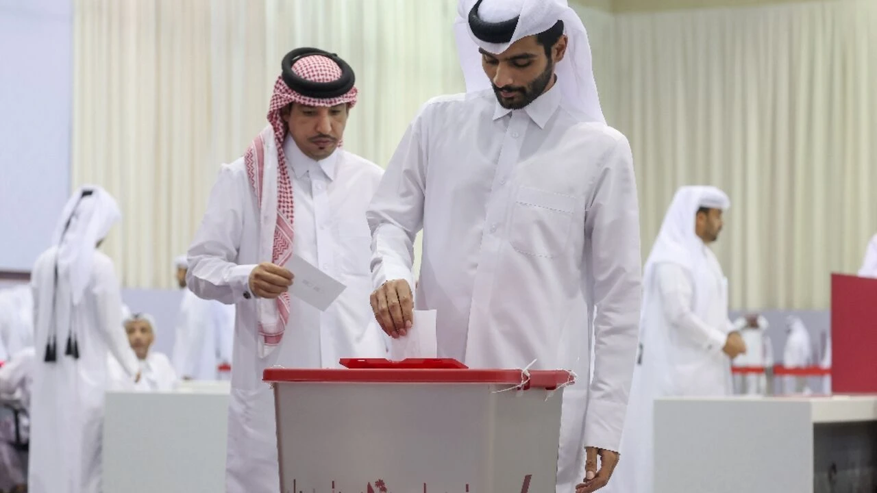 Katar demokratik referandum ile demokrasiden vazgeçti! Ülkede artık seçim yapılmayacak