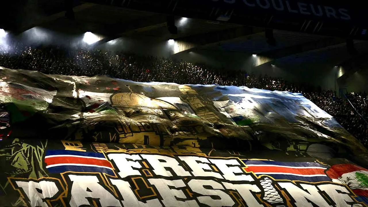 Şampiyonlar Ligi maçlarına damga vuran görüntü: Filistin pankartı açıldı