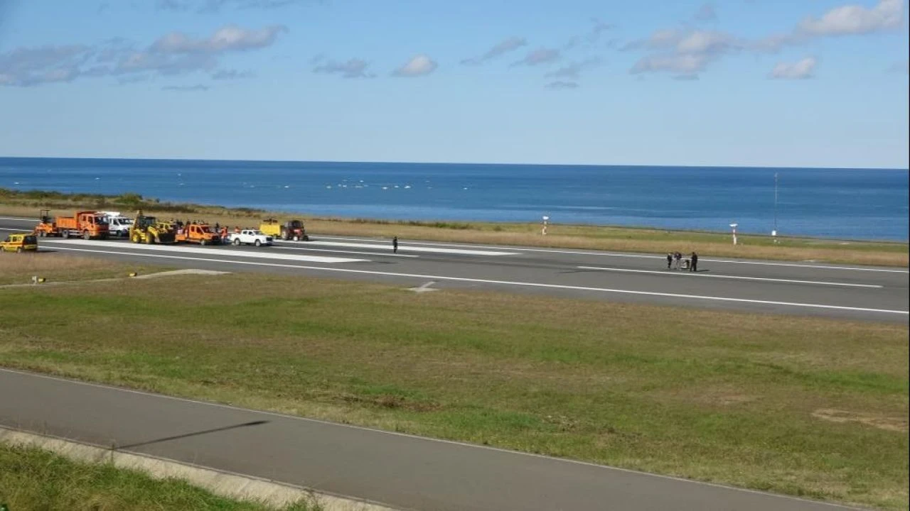 Trabzon Havalimanı uçuşa kapatıldı! Seferler iptal edildi - 2. Resim