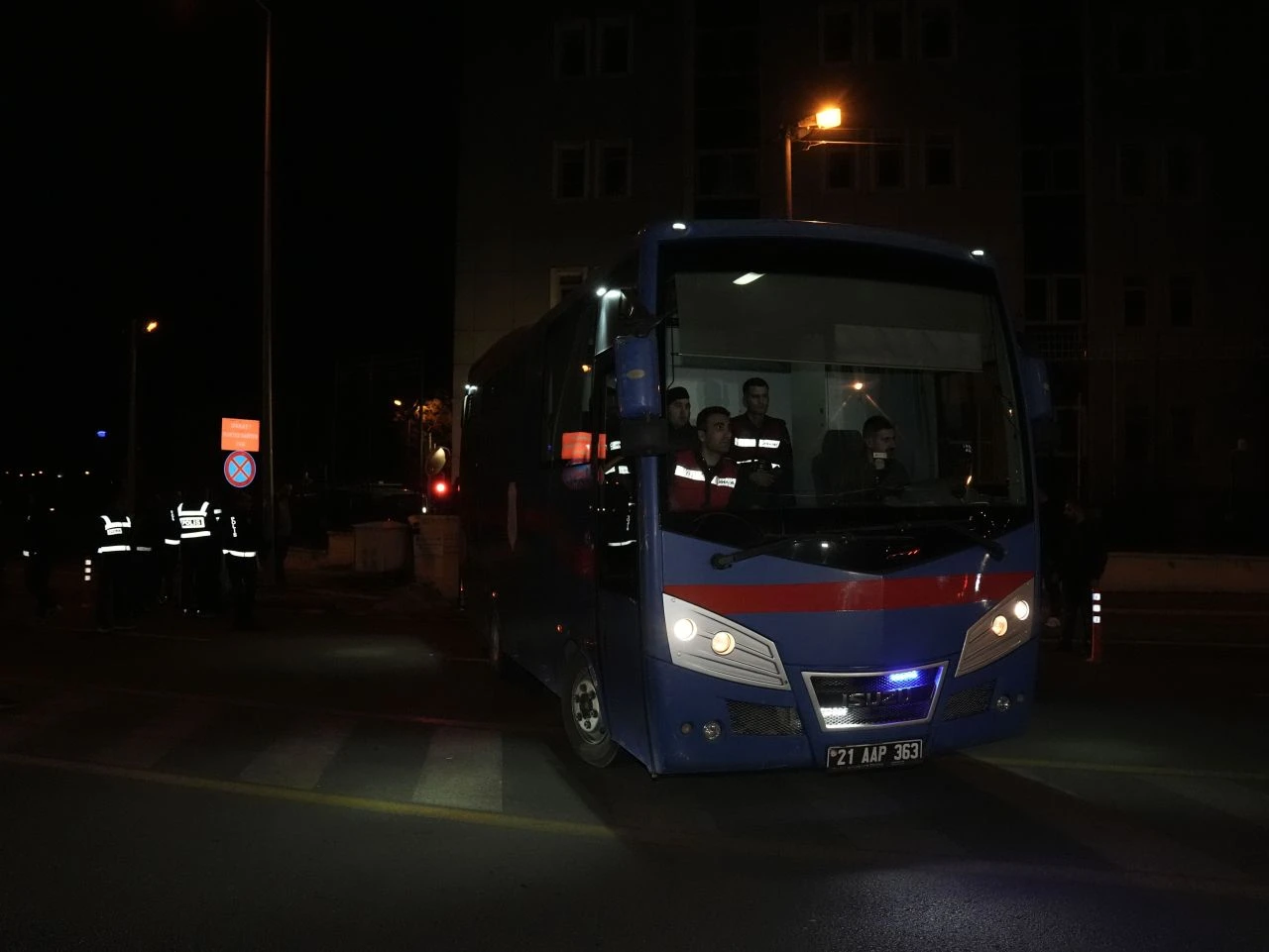 Narin'in babası Arif Güran şüphelendiği kişiyi açıkladı! Cezaevindeki tepki çeken gülüşmeyle ilgili de konuştu - 1. Resim