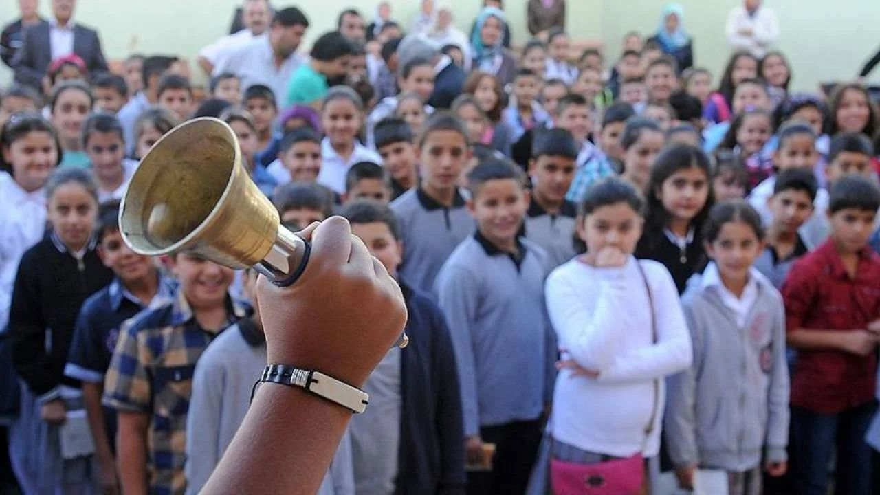 Okullarda ilk ara tatil için son ders zili bugün çalacak