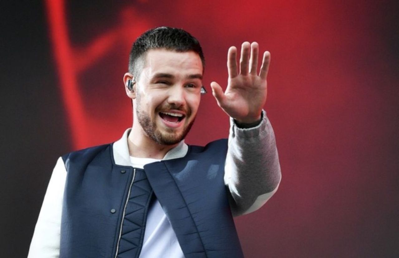 One Direction eski üyesi Liam Payne balkondan düşerek hayatını kaybetti! 3 kişi suçlandı - 1. Resim