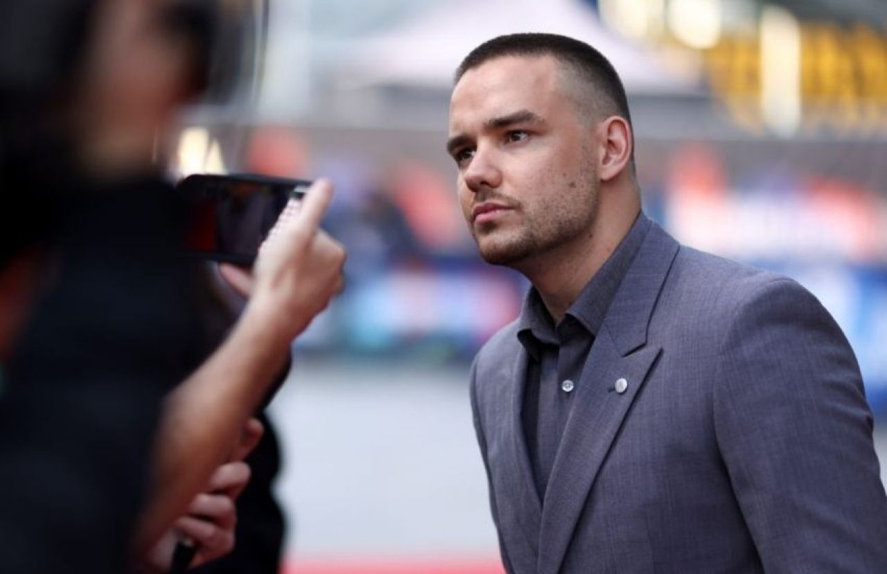 One Direction eski üyesi Liam Payne balkondan düşerek hayatını kaybetti! 3 kişi suçlandı - 2. Resim