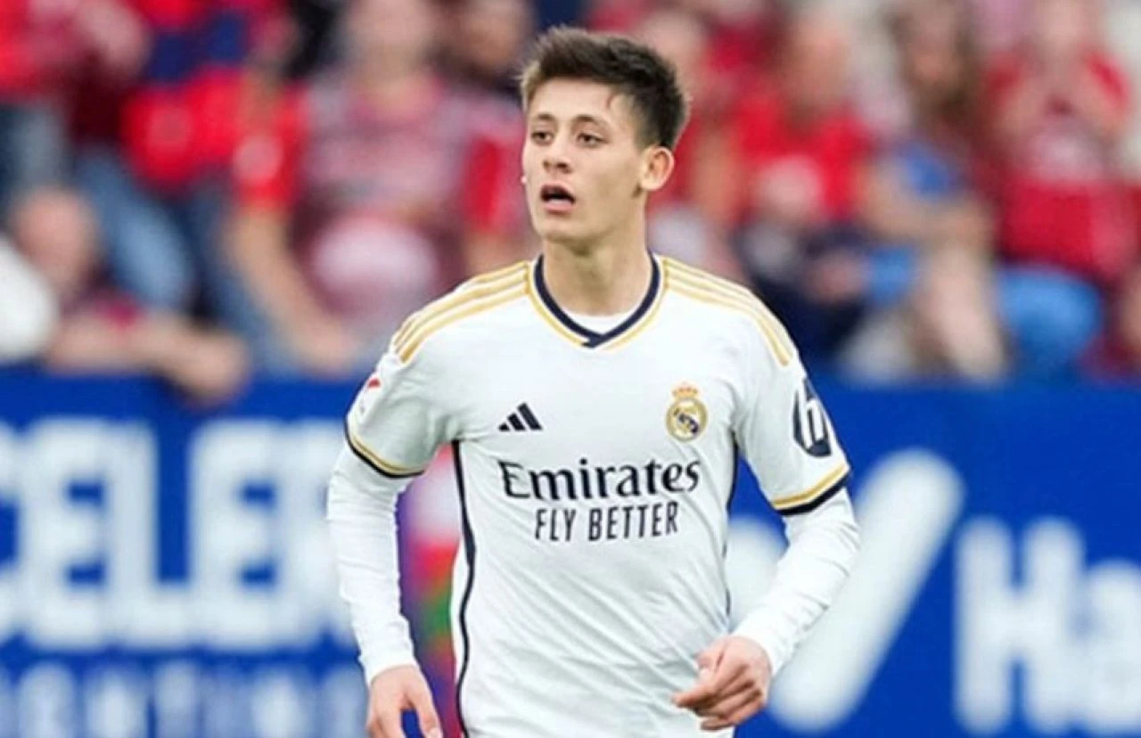 Arda Güler için Real Madrid yönetimi devrede! Ancelotti ile görüştüler - 2. Resim