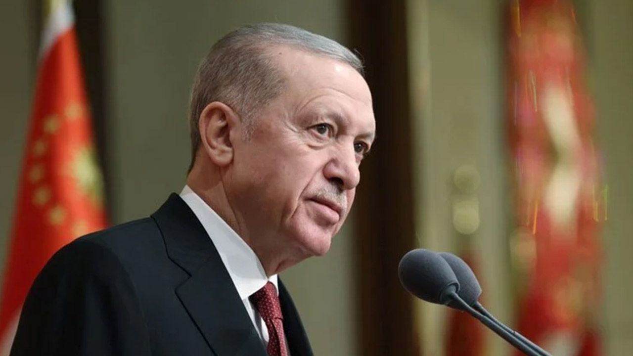 Cumhurbaşkanı Erdoğan&#039;dan Azerbaycan&#039;ın Devlet Bayrak Günü&#039;nü kutlama mesajı