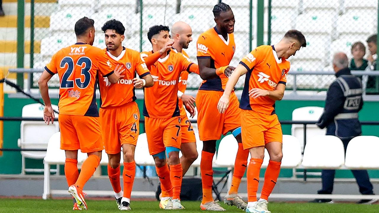 Başakşehir Beşiktaş maçı ne zaman saat kaçta? Karşılaşmanın başlamasına saatler kaldı - 3. Resim