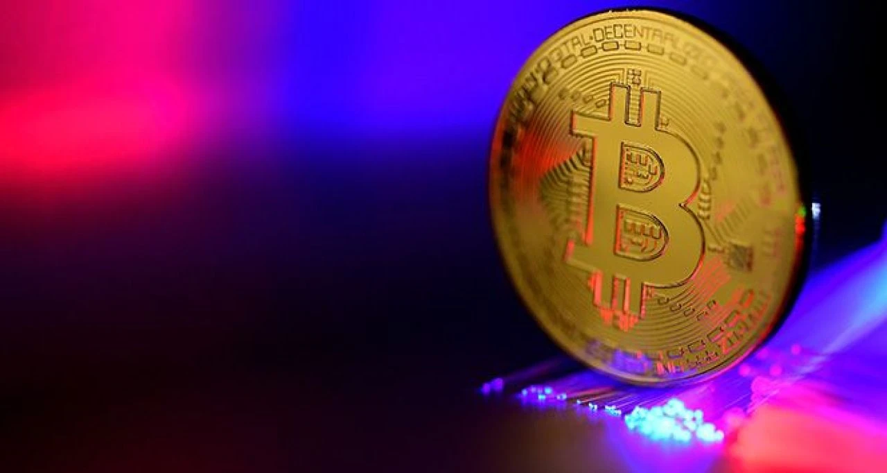 Bitcoin fiyatı ilk kez 80 bin doları gördü! Trump rüzgarıyla tarihi rekor geldi