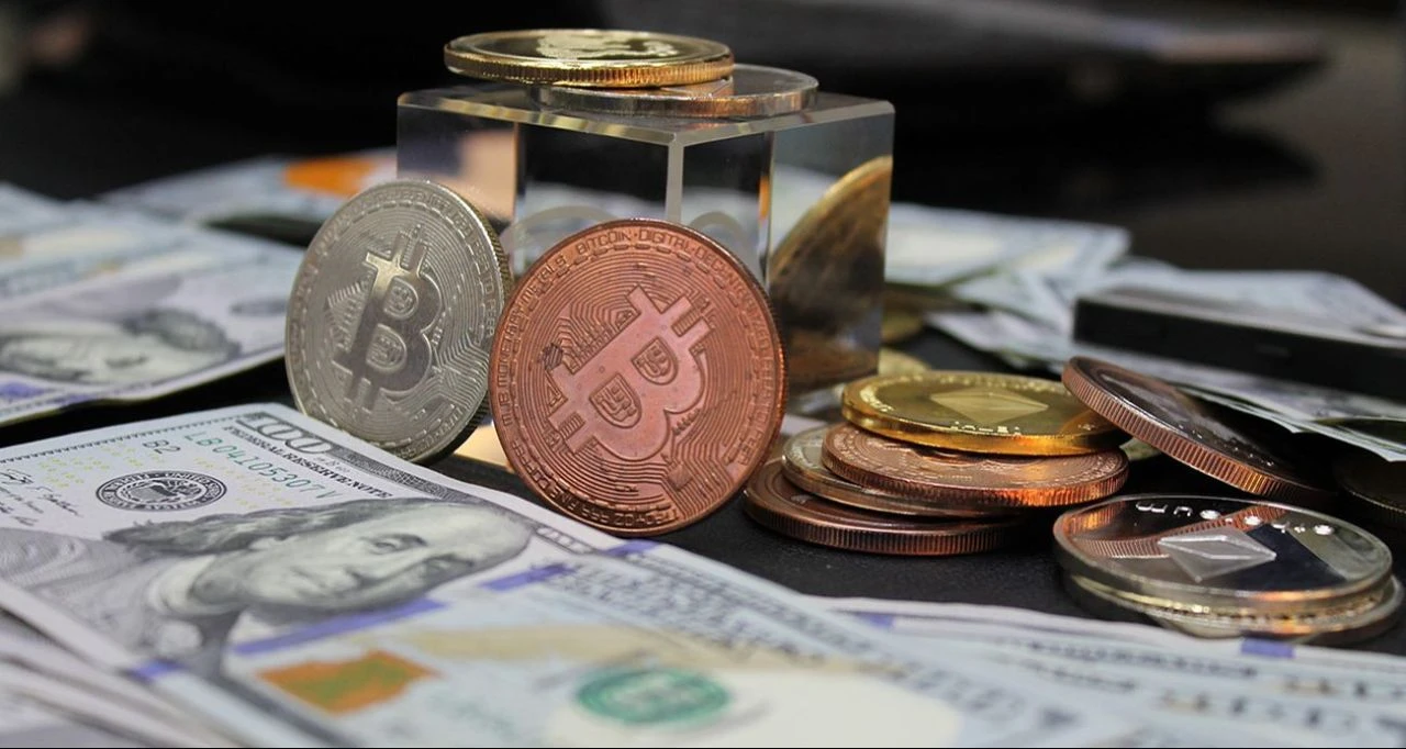 Bitcoin fiyatı ilk kez 80 bin doları gördü! Trump rüzgarıyla tarihi rekor geldi