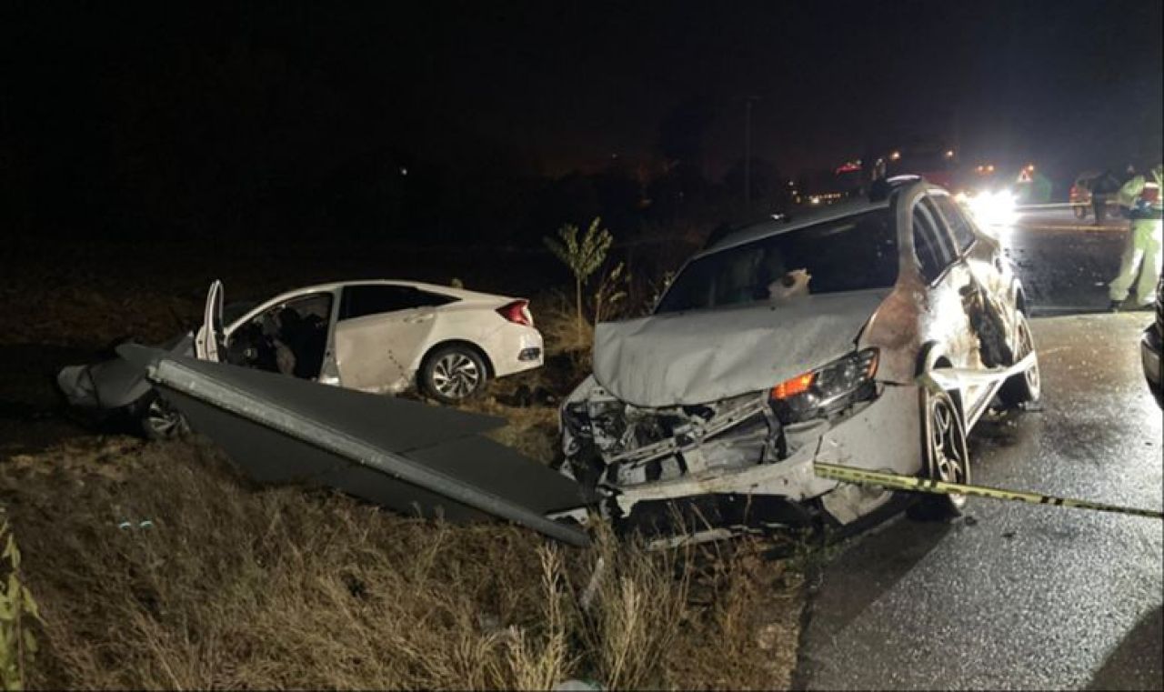 Burdur'da korkunç kaza! Ölü ve çok sayıda yaralı var - 1. Resim