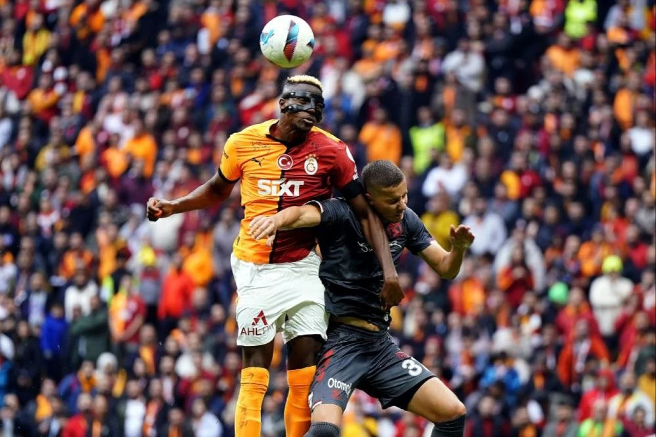 Galatasaray evinde Samsunspor'u 3-2 yendi!