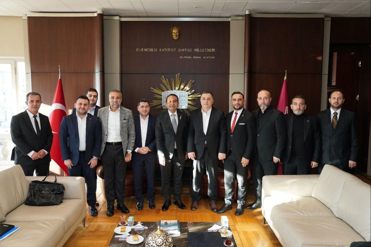 Çalışanlara yüzde 40 zam yapıldı! 6 aylık enflasyon farkı ve refah payı da verildi - 1. Resim