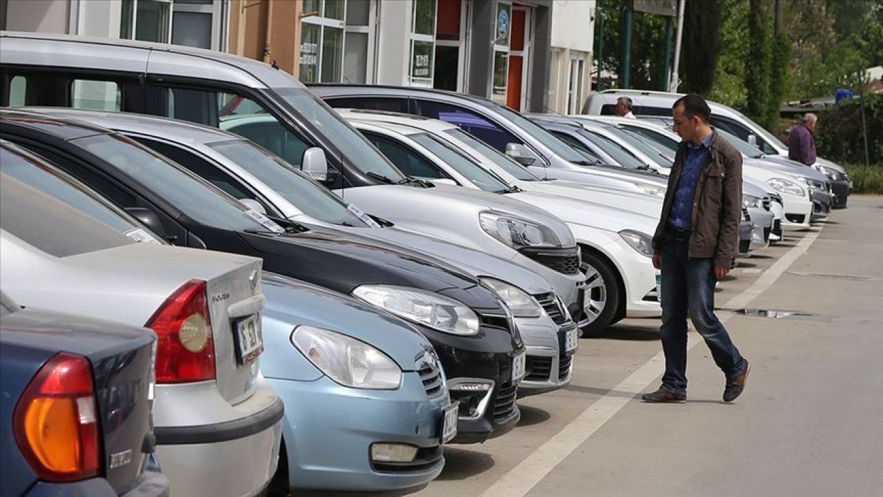 İkinci el otomobil piyasası hareketlendi! Araç fiyatlarında rekor üstüne rekor - 2. Resim