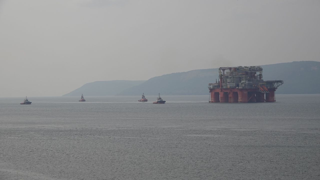 Çanakkale Boğazı tek yönlü gemi trafiğine kapatıldı - 2. Resim