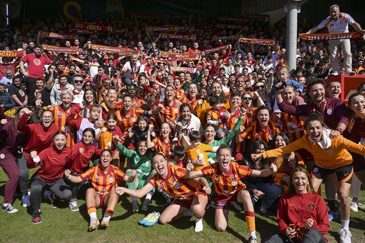 Galatasaray-Wolfsburg maçı ne zaman, saat kaçta, hangi kanalda? Maçın biletleri ücretsiz satışta! - 1. Resim
