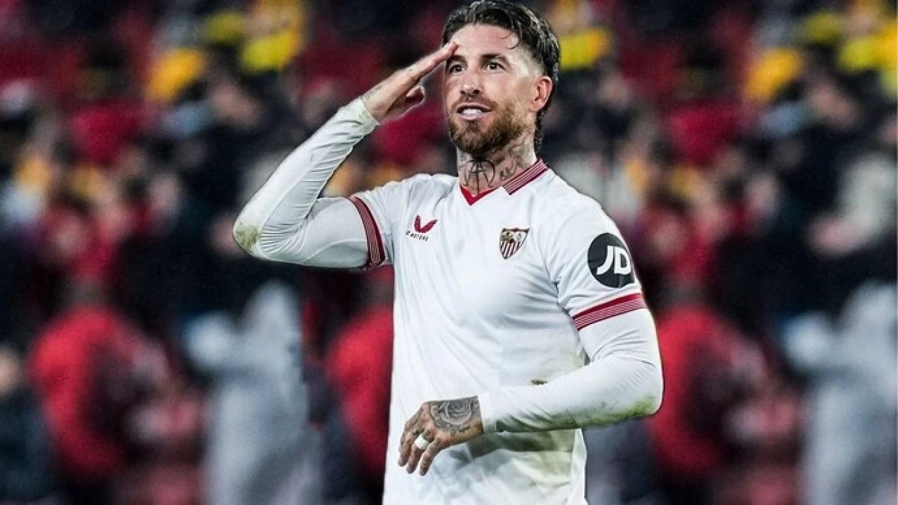 Sergio Ramos, Real Madrid için sinyal verdi! Ortalık çalkalandı - 1. Resim