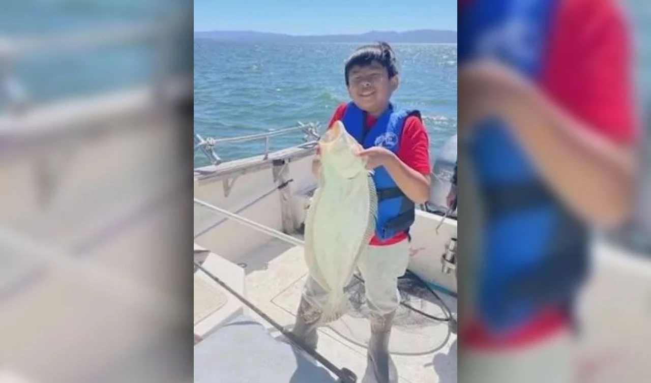 Tekne rüzgara dayanamadı devrildi! Ölümcül kazadan 13 yaşındaki çocuk soğutucu sayesinde kurtuldu