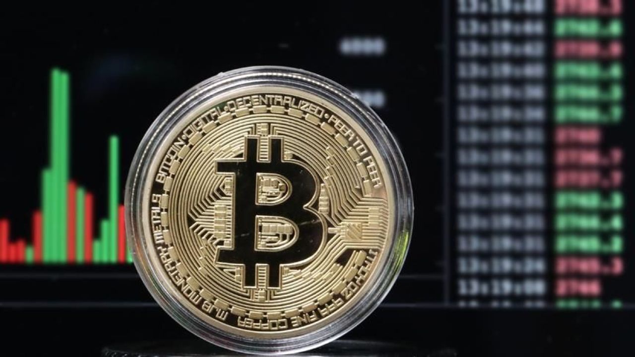 Bitcoin gözünü 100 bin dolara dikti! Uzmanlardan kritik 'ani düşüş' uyarısı - 3. Resim