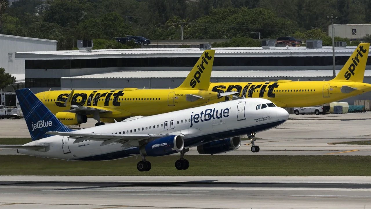 Dev havayolu şirketi iflas ediyor! 330 pilot ücretsiz izne çıkarıldı