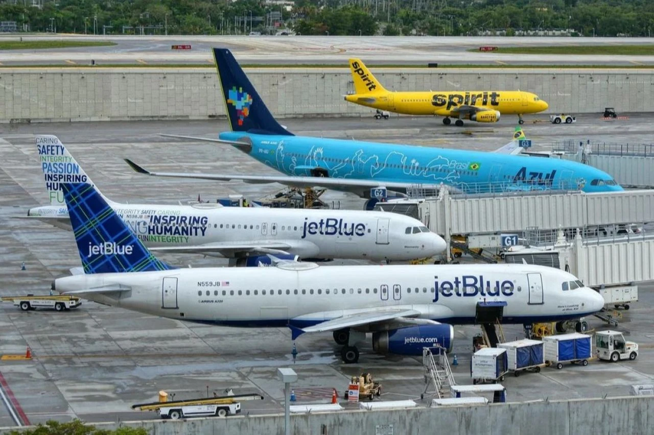 Dev havayolu şirketi iflas ediyor! 330 pilot ücretsiz izne çıkarıldı