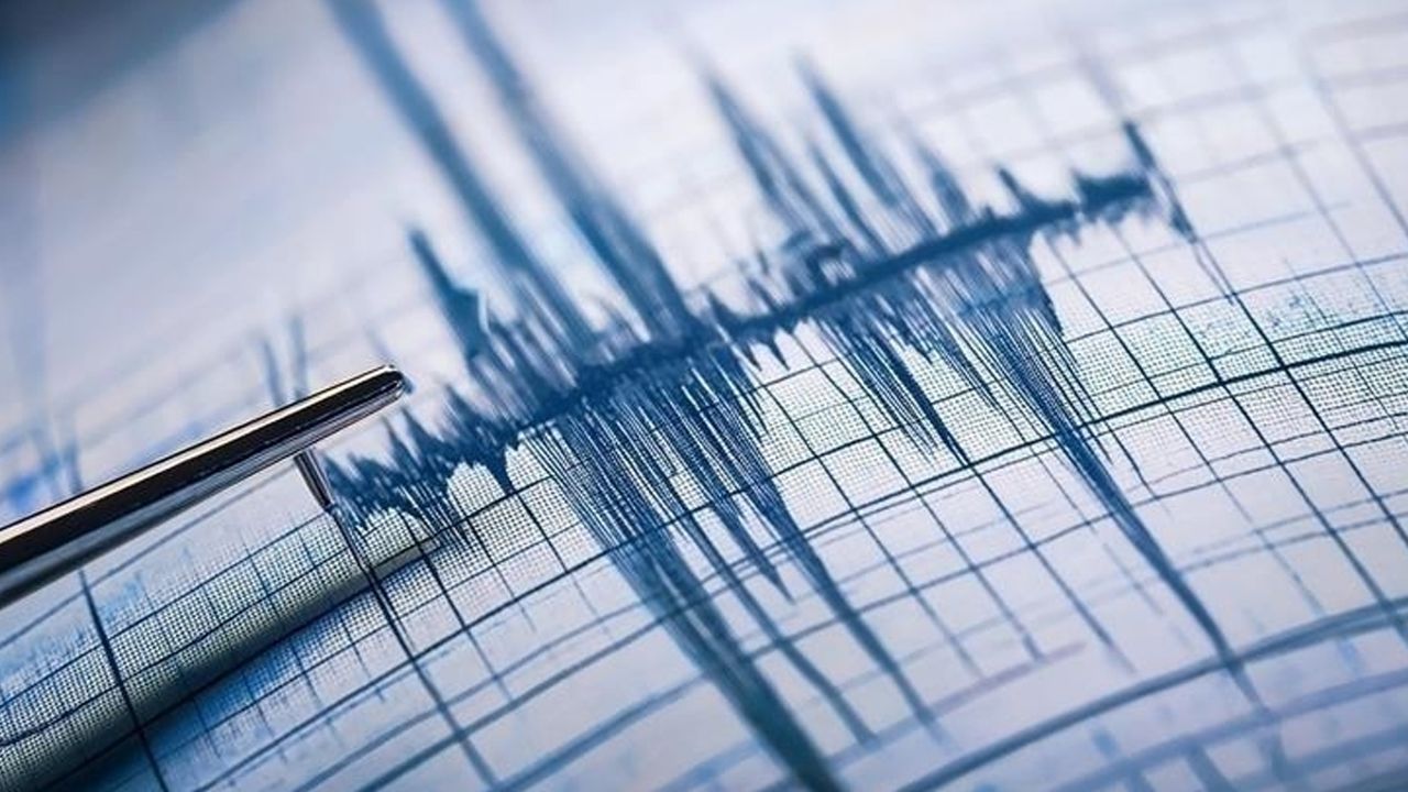 Erzurum deprem ile sallandı! Kandilli&#039;den açıklama geldi