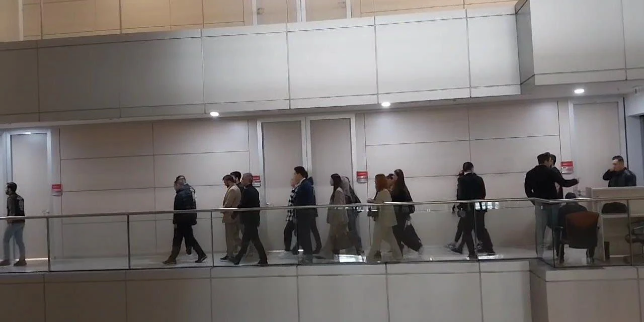 Son dakika | Yasa dışı bahis soruşturması derinleşti! İbrahim Yılmaz'ın hesabı kapatıldı, 6 kişi hakkında yakalama kararı çıkarıldı  - 2. Resim