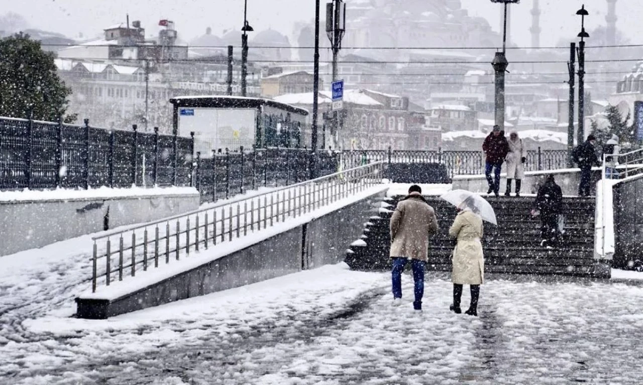 İstanbul için kar yağışı tarihi verildi! Meteoroloji uzmanı Orhan Şen açıkladı: "Asıl tehlikeli tarafı..." - 3. Resim