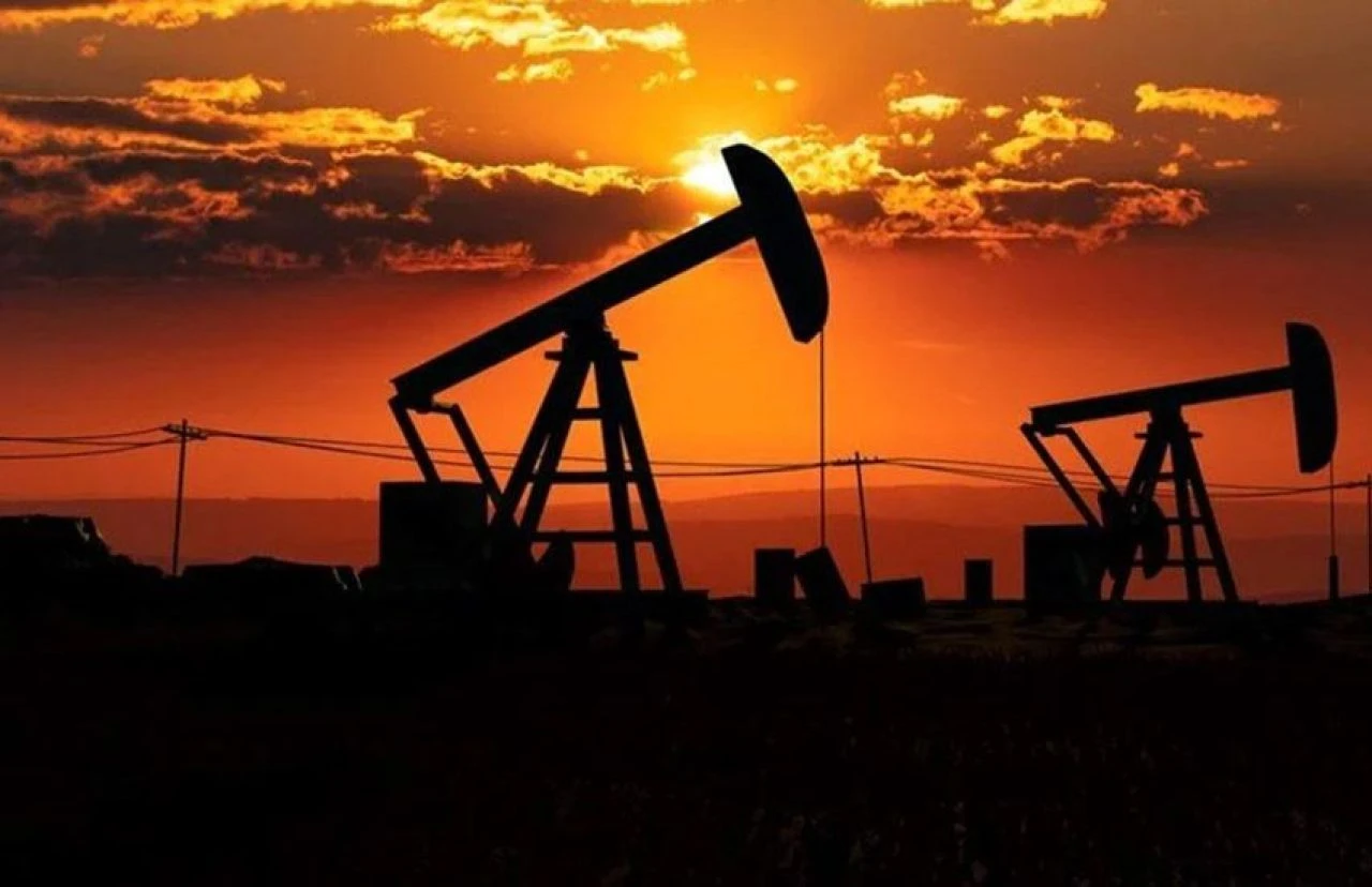 Petrol üretim tahminleri revize edildi: Fiyatlar değişecek - 1. Resim