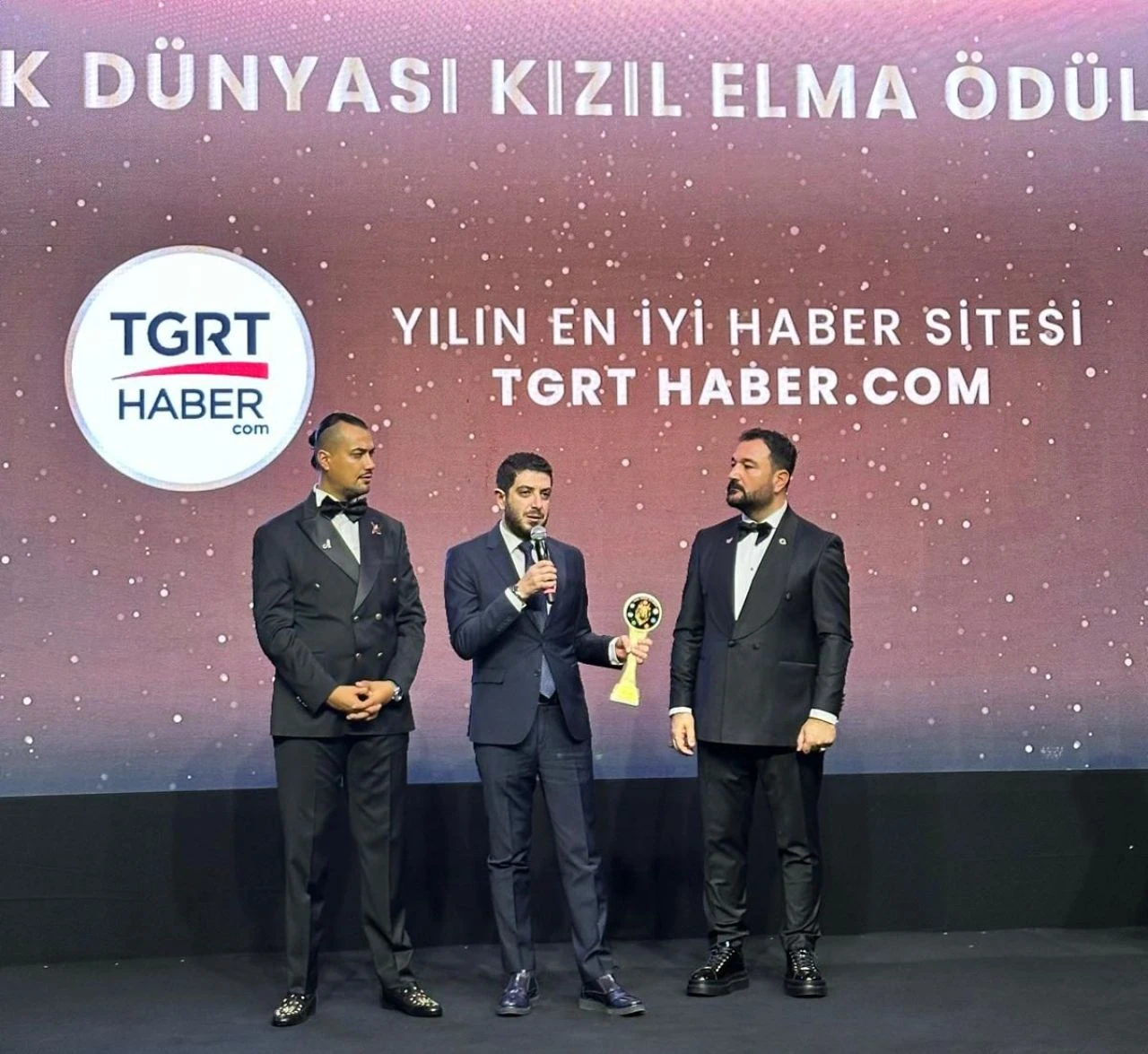 Türk Dünyası Kızıl Elma Ödülleri sahiplerini buldu - 3. Resim