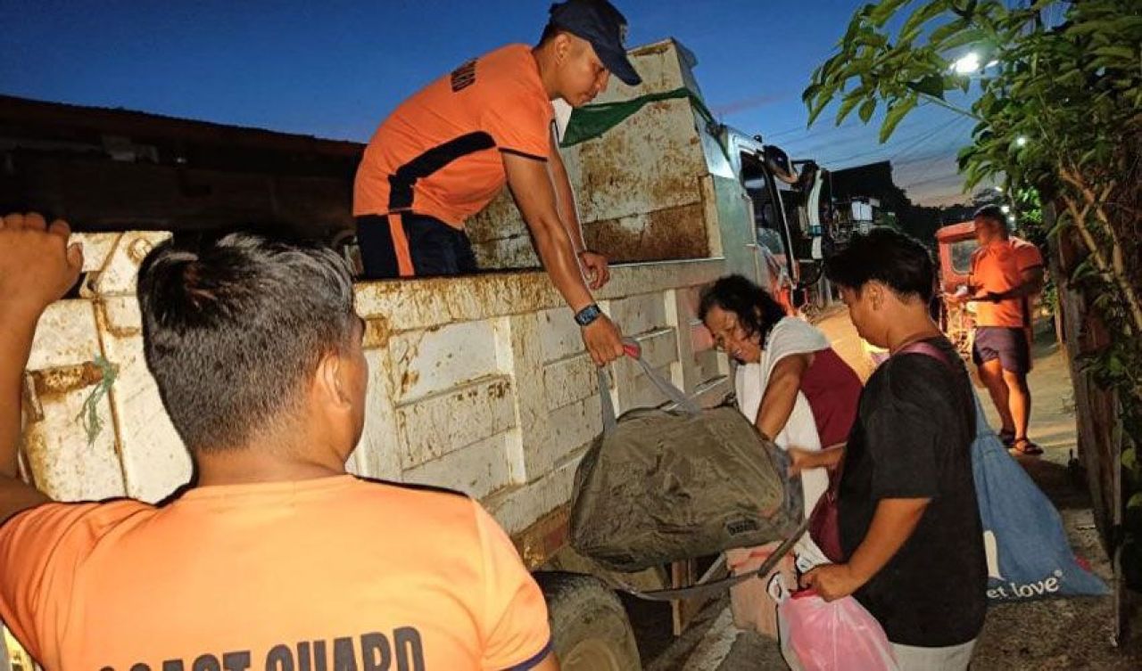 Filipinler alarmda! Toraji kabusu sonrası Man-yi geliyor: 255 bin kişi tahliye edildi - 1. Resim