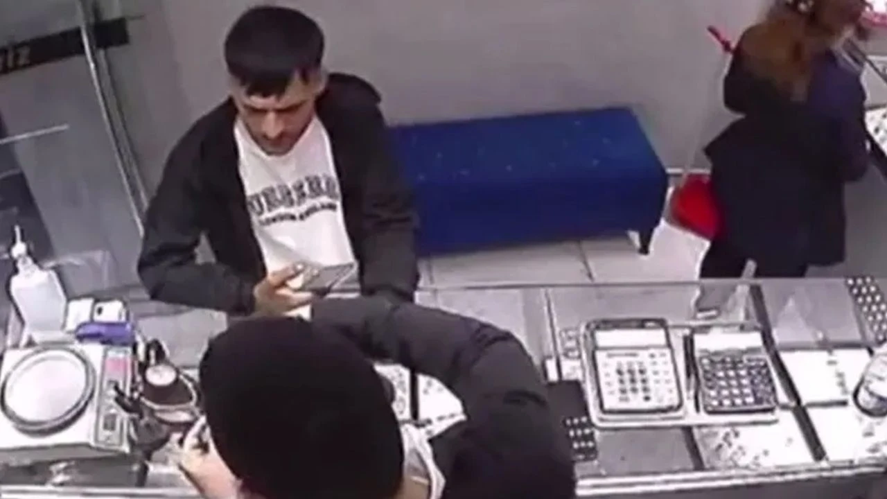 Sosyal medyada seçtikleri erkekleri tek tek dolandırdılar! Kurdukları tuzak pes dedirtti - 3. Resim