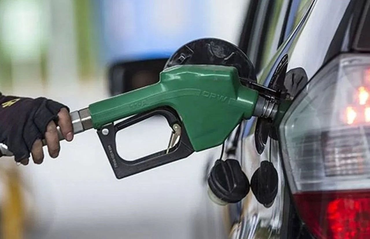 Benzine indirim gelmişti… Petrol fiyatları terse döndü - 2. Resim