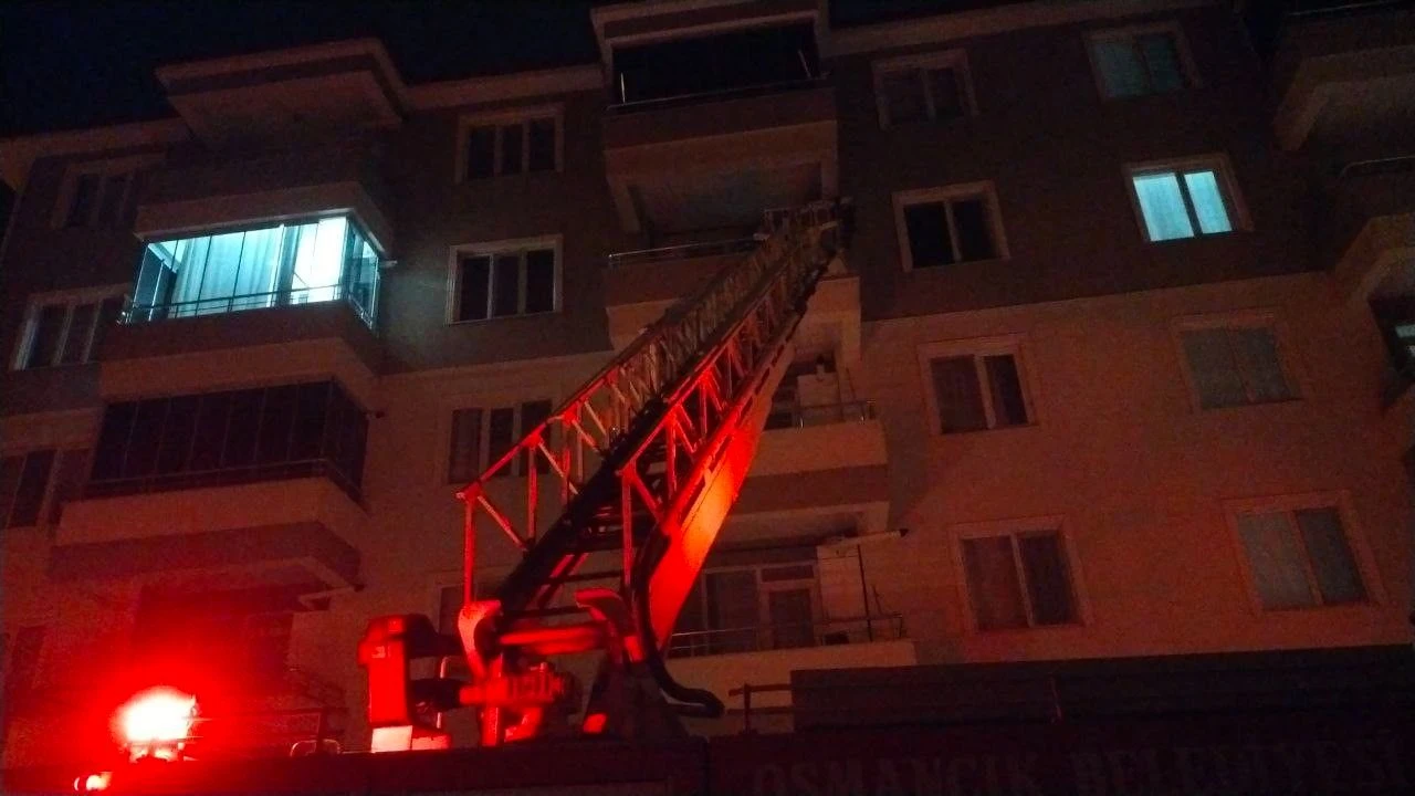 Çorum'da dehşete düşüren olay! Not bırakıp evi ateşe verdi: Anne ve oğlu hayatını kaybetti