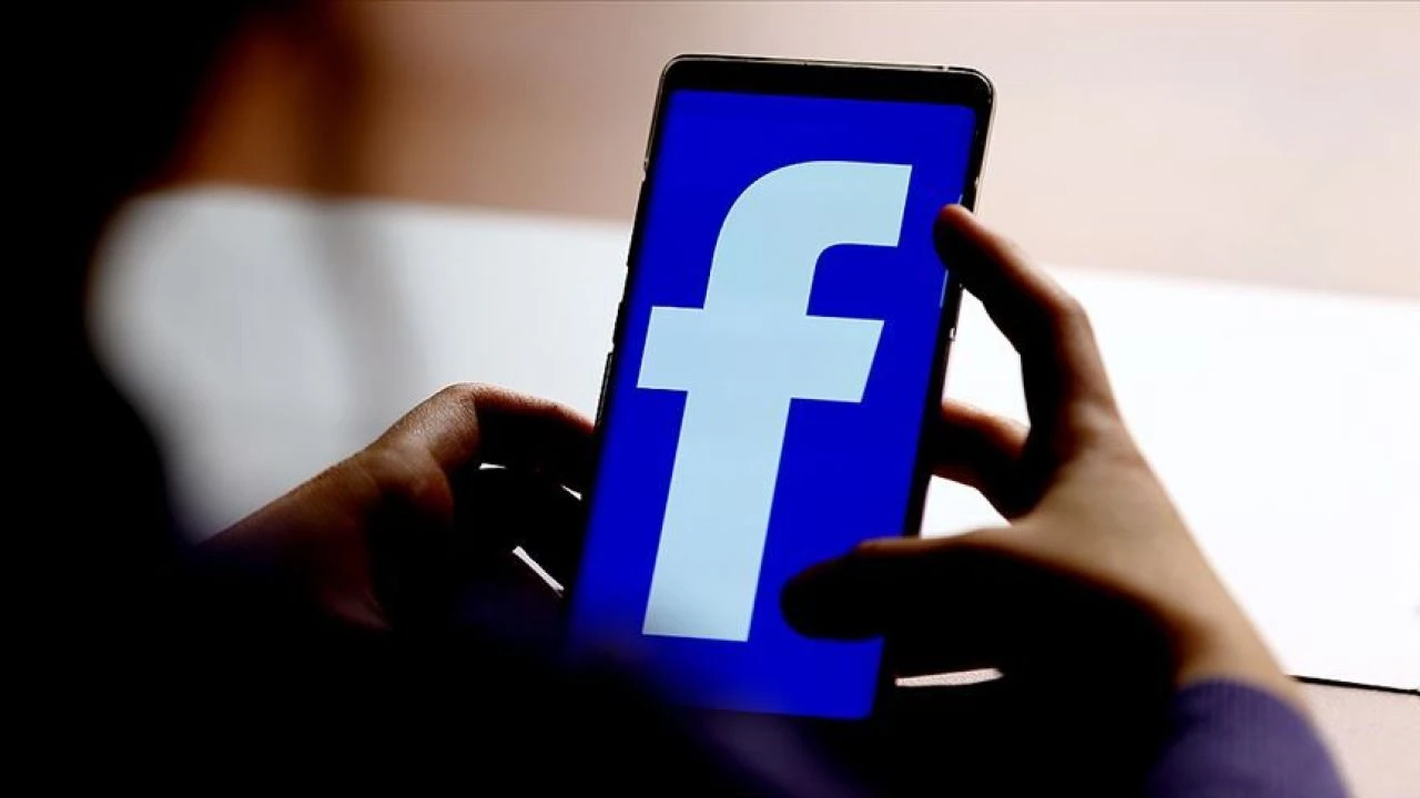 Facebook binlerce kişinin verisini kaptırdı! Kullanıcılara tek tek tazminat ödeyecek