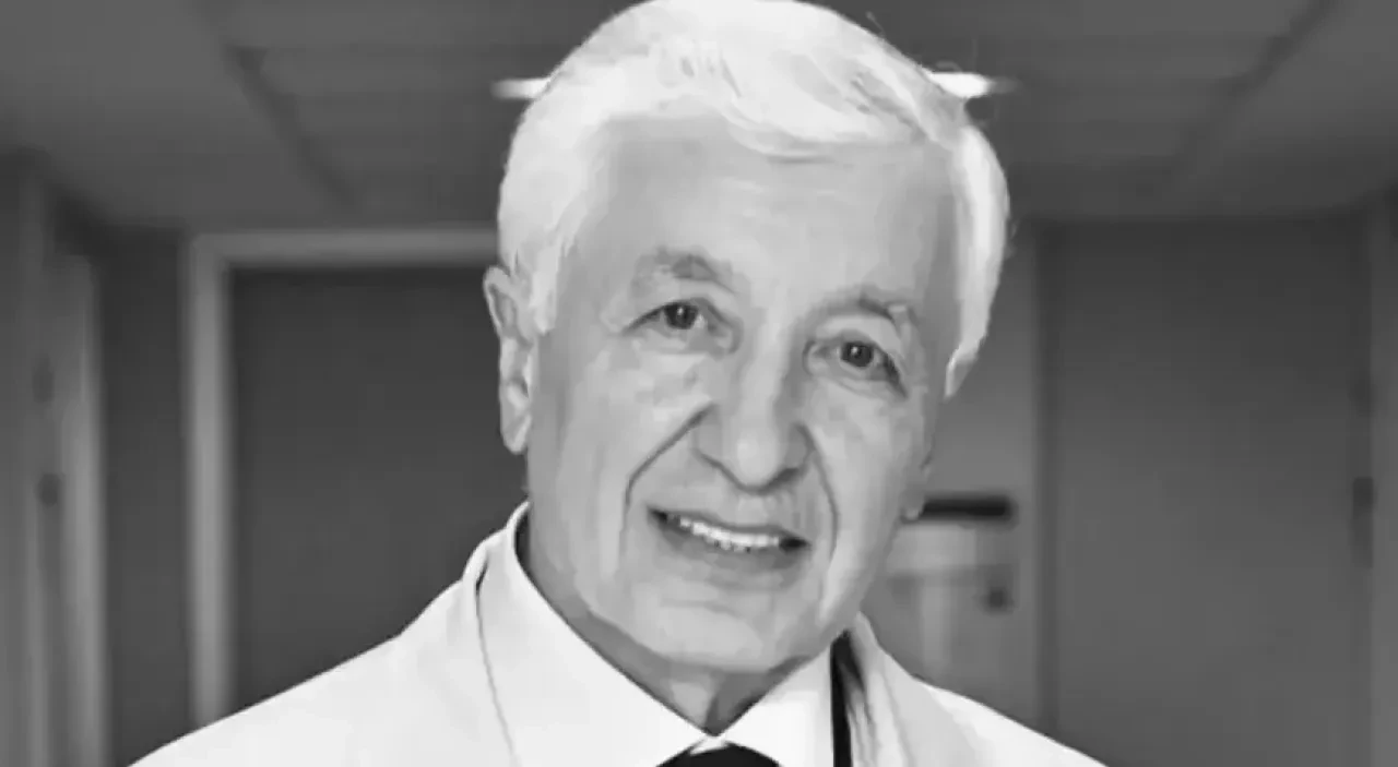 Prof. Dr. Münci Kalayoğlu kimdir? Prof. Dr. Münci Kalayoğlu hayatını kaybetti - 1. Resim
