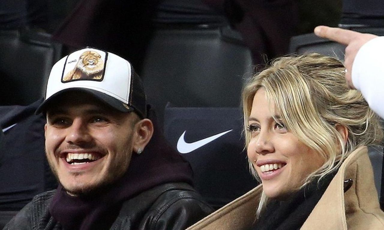 Wanda Nara, Mauro Icardi'den servet istedi sosyal medya yıkıldı: Yenge bize Osimhen'i alsana - 3. Resim