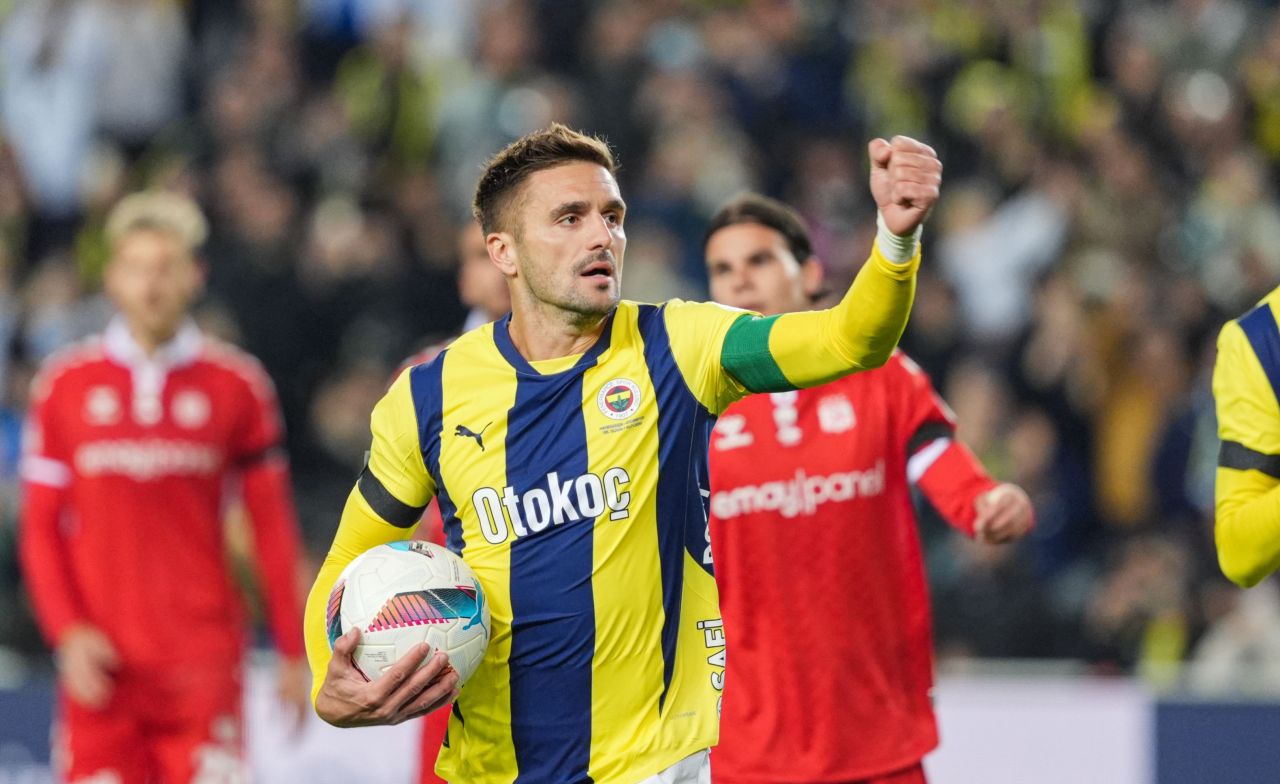 Fenerbahçeli Dusan Tadic’ten ayrılık sözleri: Güler yüzle hatırlasınlar!  - 1. Resim