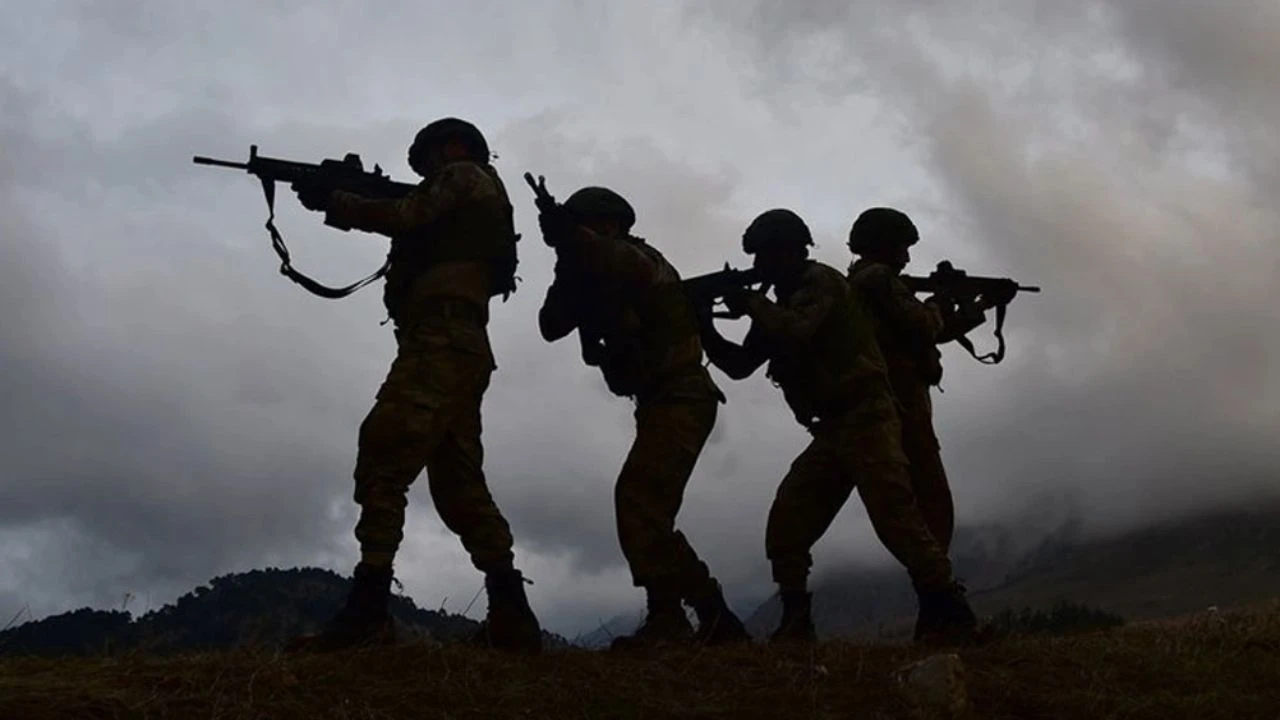 TSK'dan ani hava harekatı! PKK'lı teröristler etkisiz hale getirildi