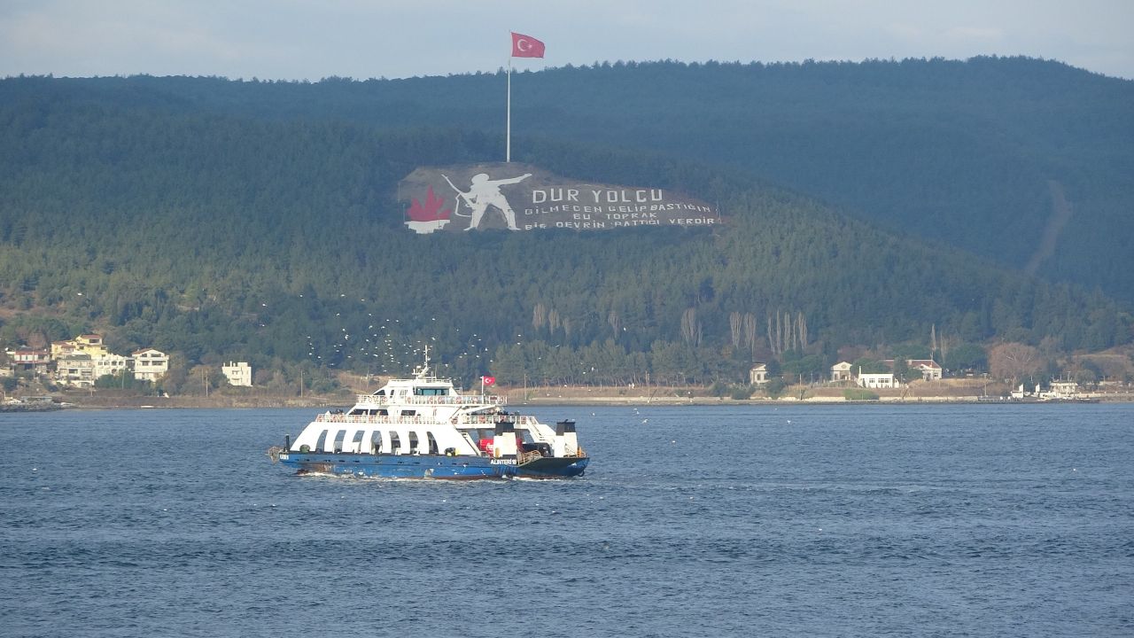 Bozcaada ve Gökçeada feribot seferleri iptal edildi - 1. Resim