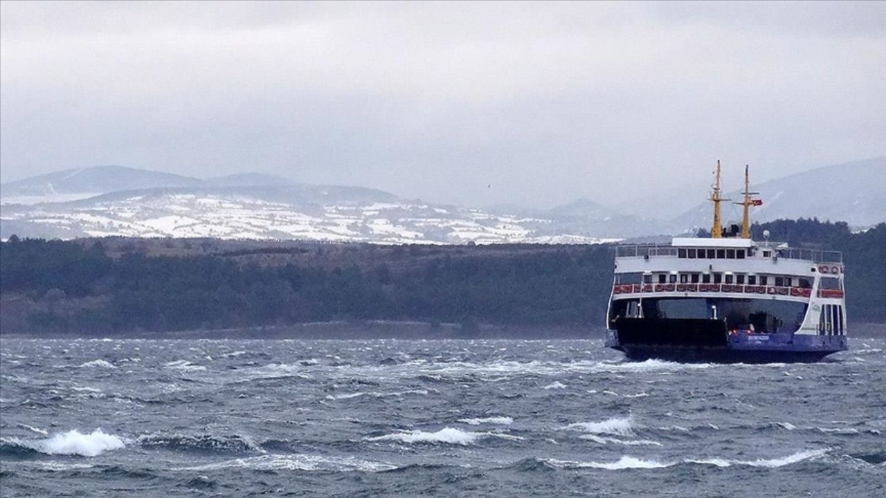 Çanakkale’de ulaşıma lodos engeli: Seferler iptal edildi!