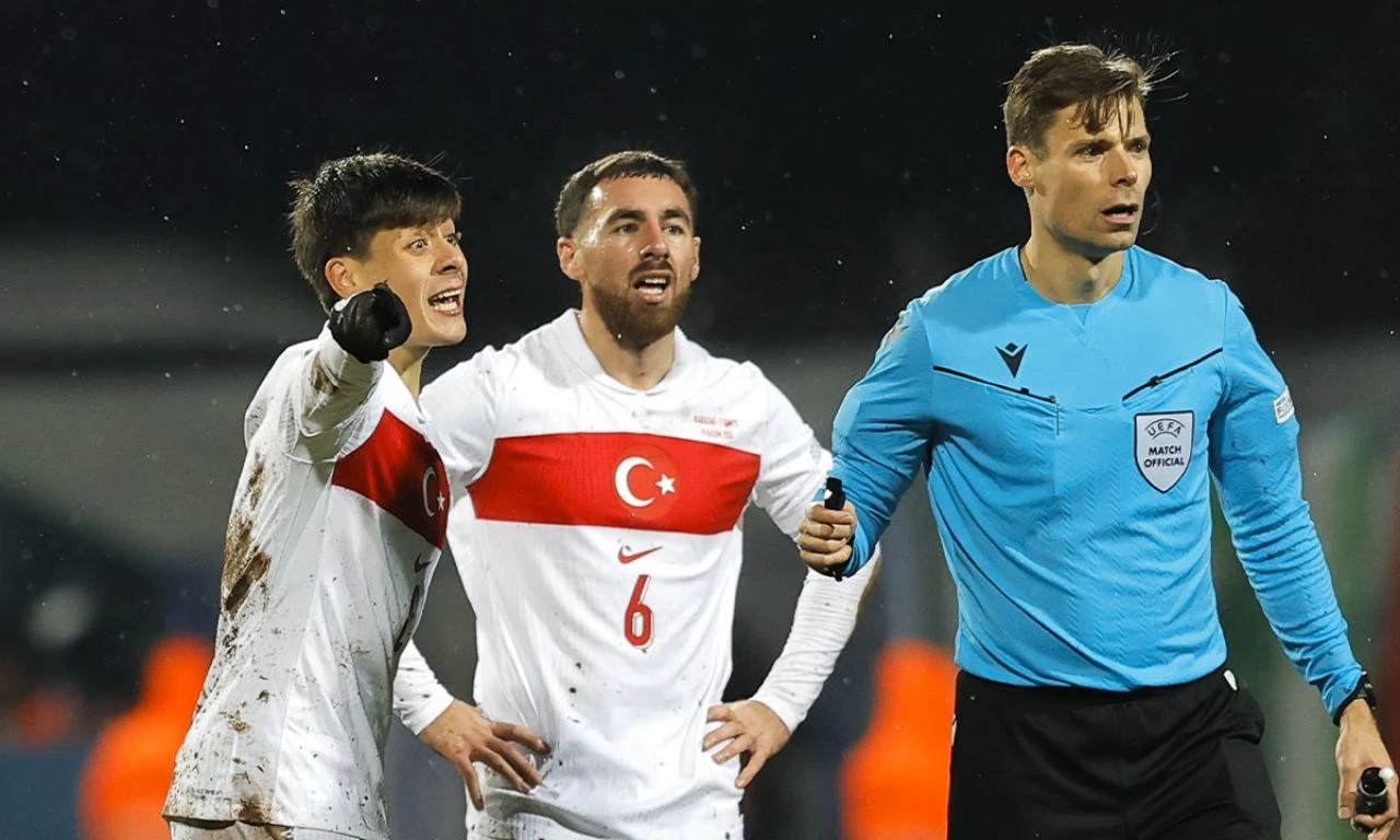 Vincenzo Montella Karadağ mağlubiyeti sonrası sürpriz "Çare Fatih Terim" paylaşımı! - 1. Resim
