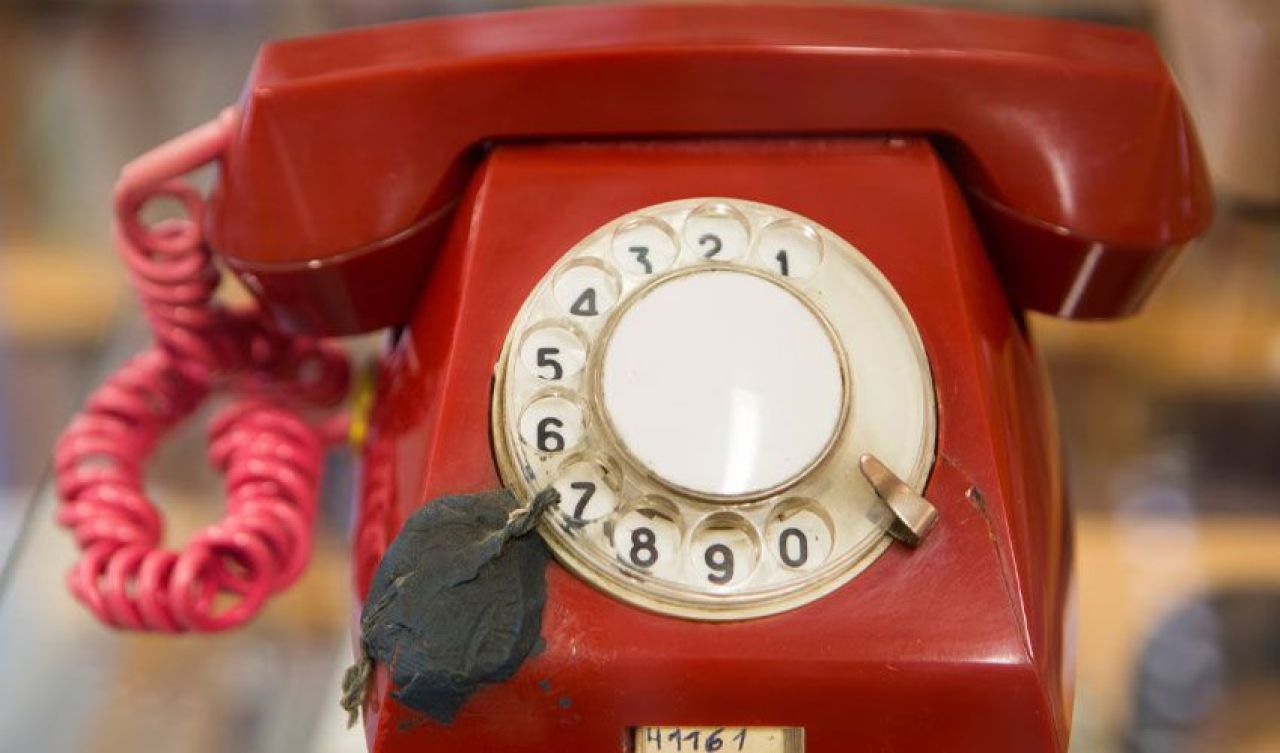 'Kırmızı telefon' devre dışı! 1962'den sonra devreye girmişti artık yok - 3. Resim