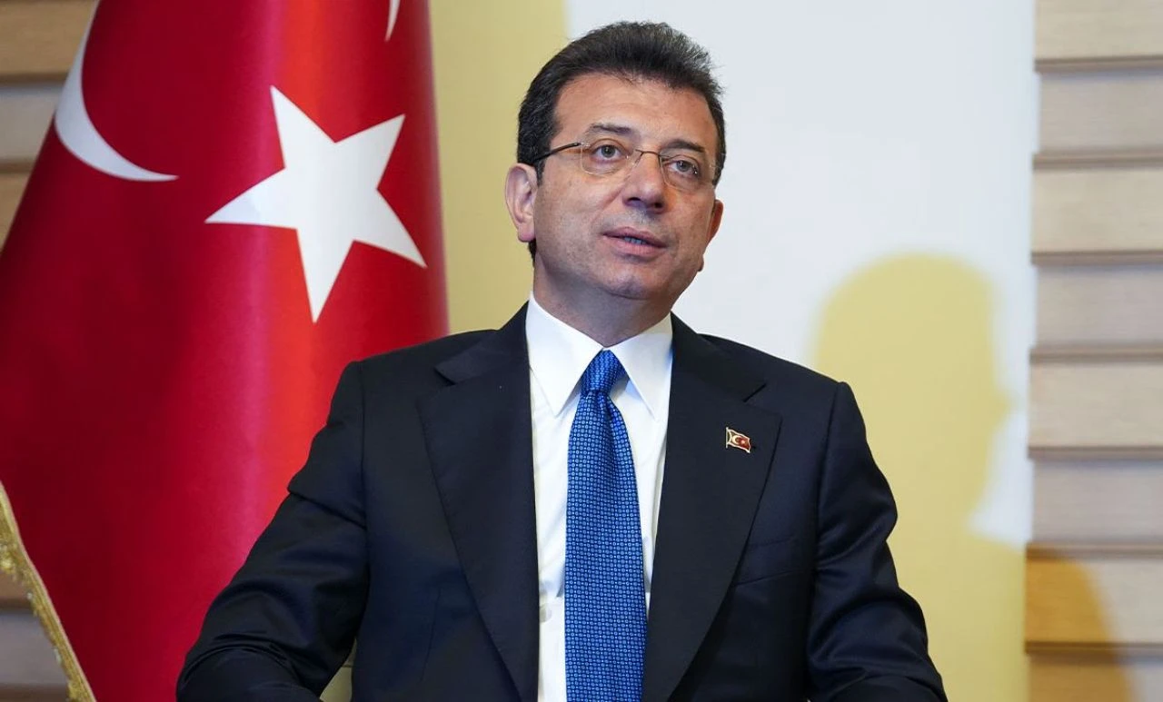 Son dakika | Ekrem İmamoğlu'ndan Mansur Yavaş açıklaması: Aramızda koltuk kavgası yok - 1. Resim