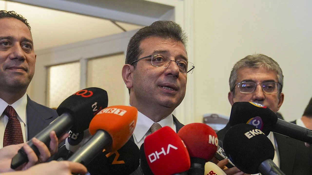 Son dakika | Ekrem İmamoğlu'ndan Mansur Yavaş açıklaması: Aramızda koltuk kavgası yok - 3. Resim