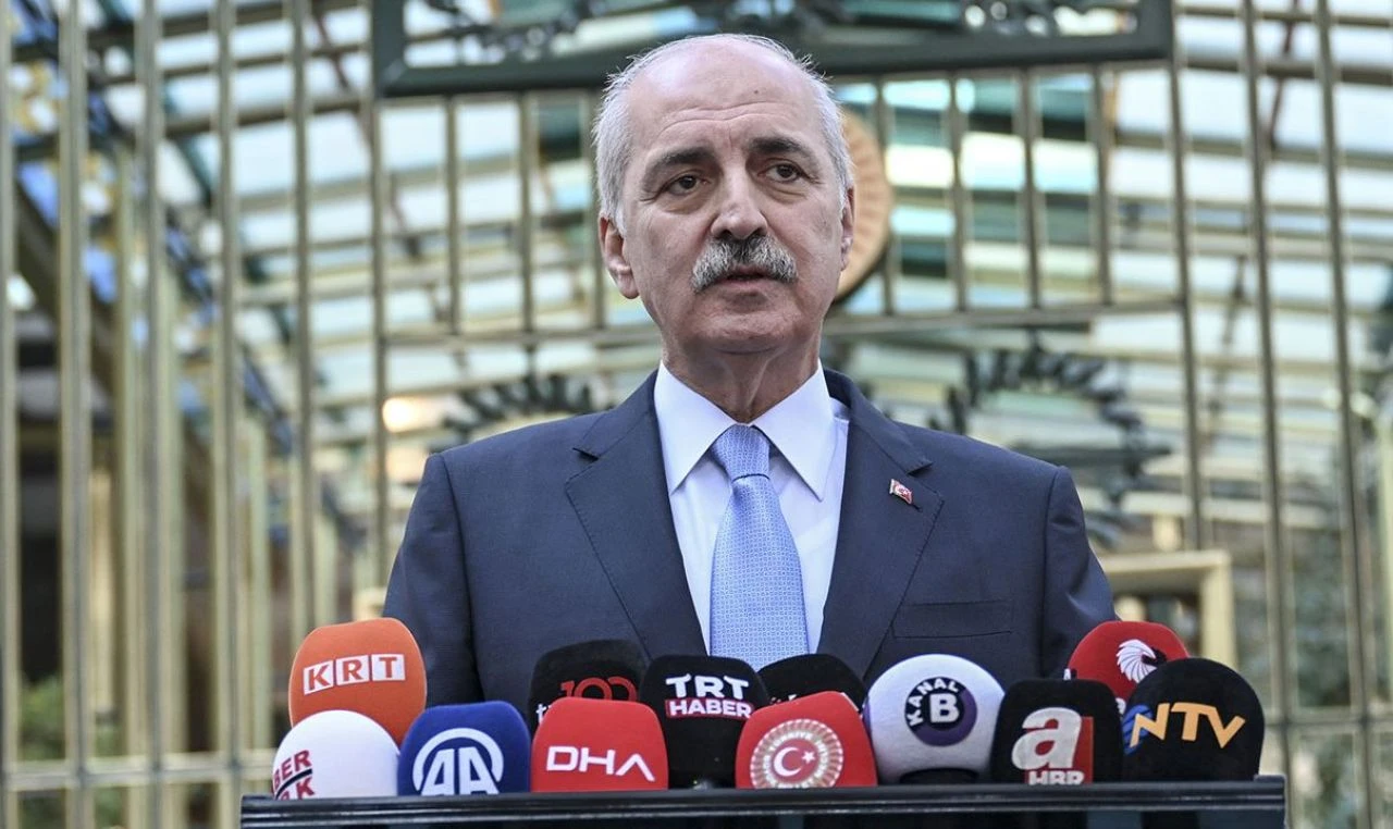 TBMM Başkanı Numan Kurtulmuş'tan CHP'li vekillere tepki! Özgür Özel'e telefon açtı: Meclis saygısızlık yeri değil - 1. Resim