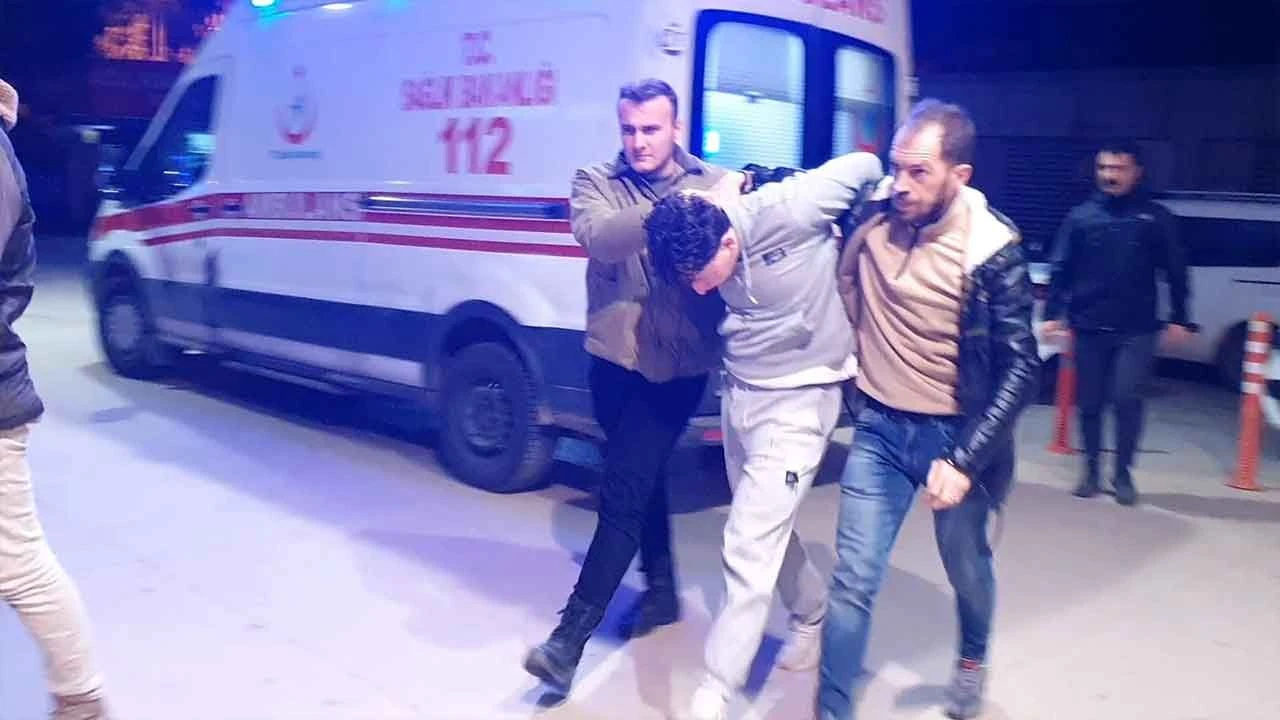 17 yaşındaki sürücü trafik polisine çarpıp 20 metre sürükledi! O anlar kamerada - 2. Resim