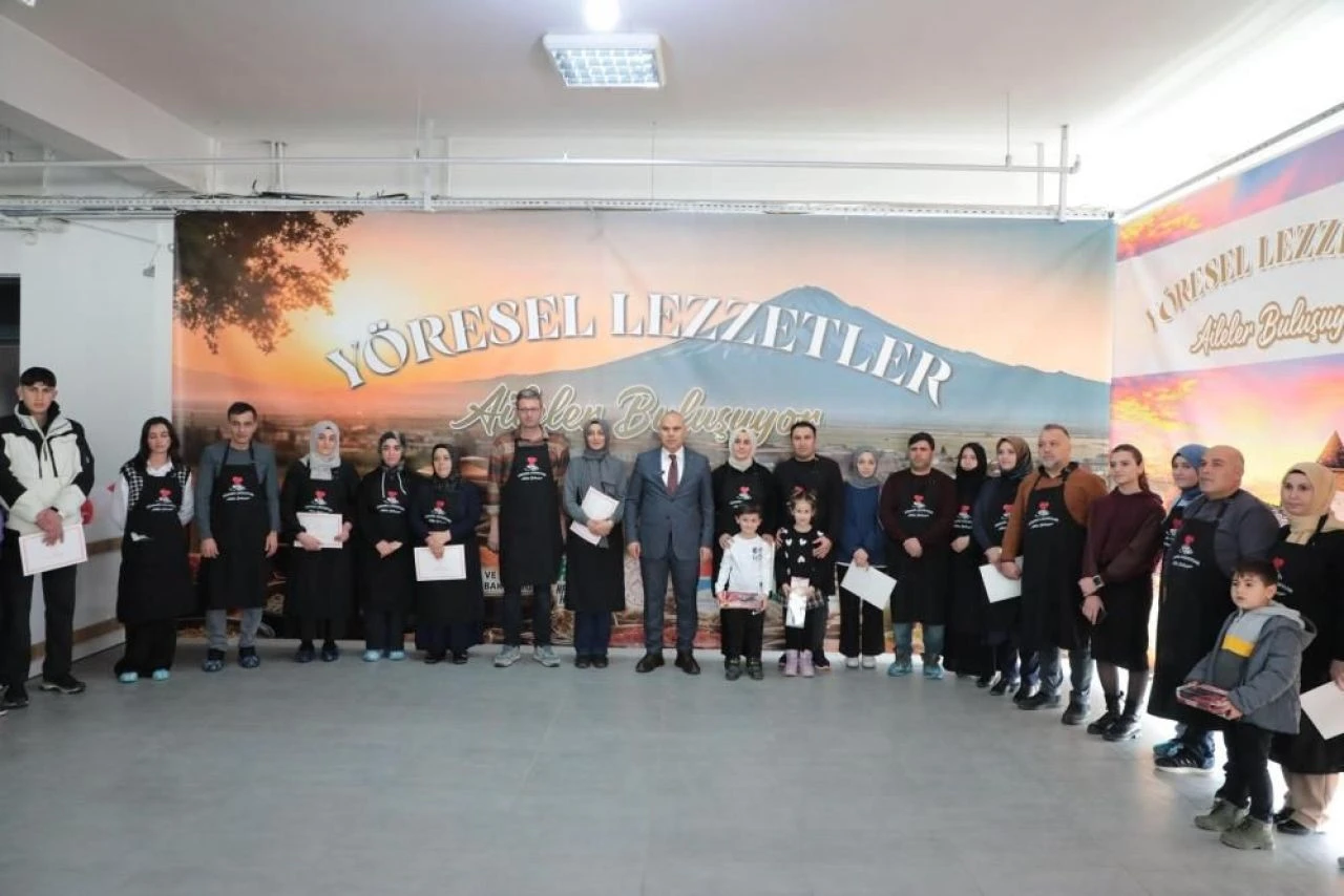 Ağrı’da büyük ödül için yemeklerini yarıştırdılar! - 1. Resim