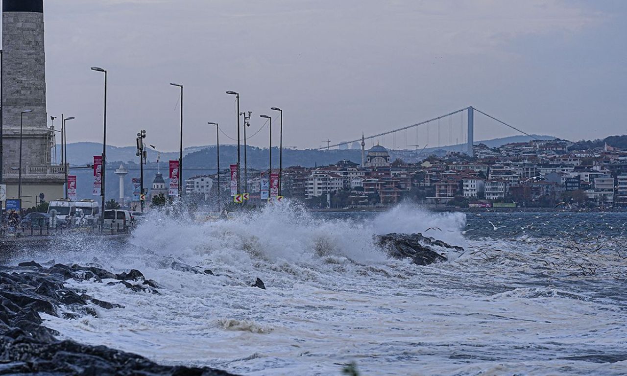 Fırtına, sağanak, sel, yıldırım... Felaket uyarıları peş peşe geliyor! Meteoroloji, AFAD, AKOM: Telefonlara SMS gönderildi - 2. Resim