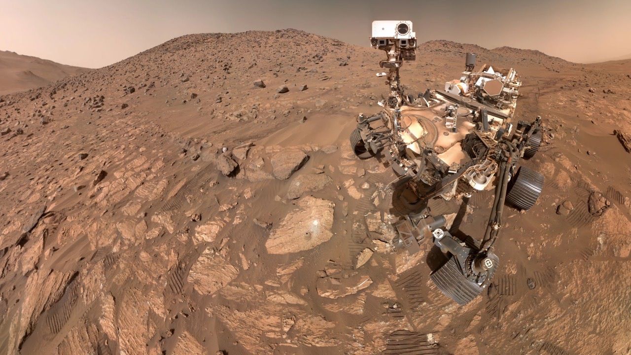 NASA&#039;nın Curiosity keşif aracı Mars&#039;ın 360 derecelik görüntüsünü yakaladı: Garip sülfür taşları bulundu