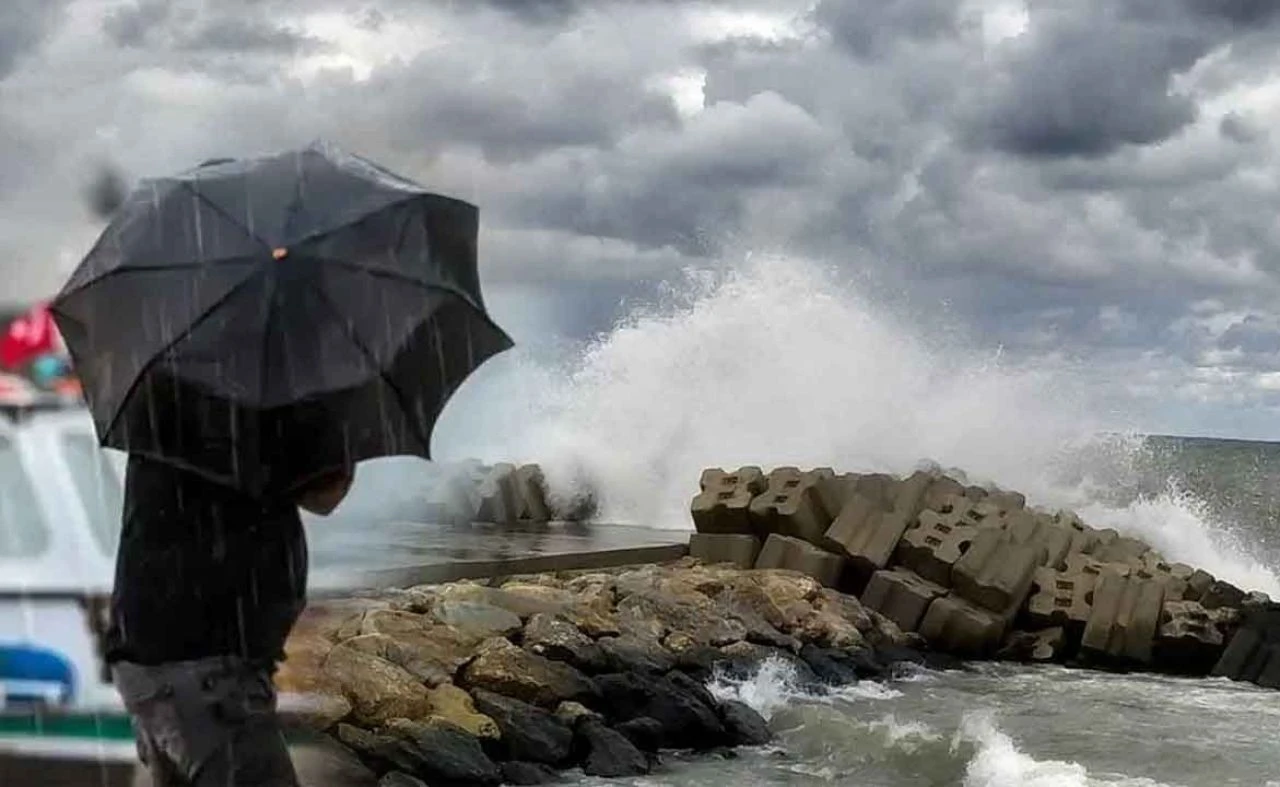 Meteoroloji hava durumu raporu yayımlandı! Kuvvetli yağış, sel baskını ve rüzgar uyarısı - 1. Resim